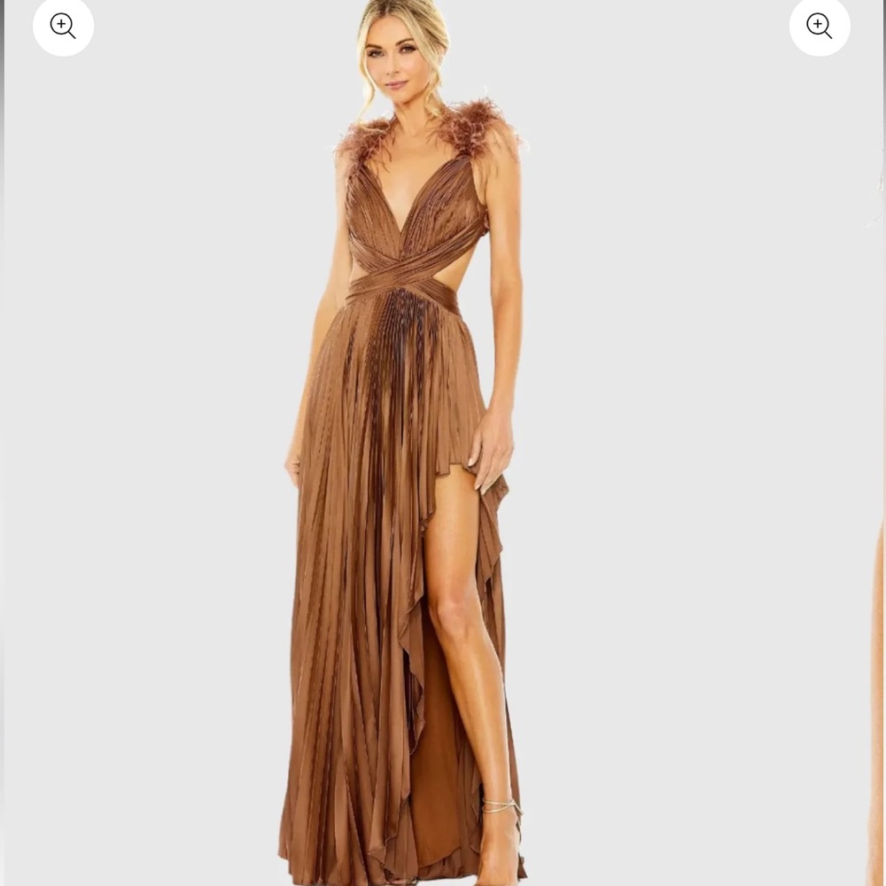 Mac Duggal Brown Pleated Sleeveless Gown